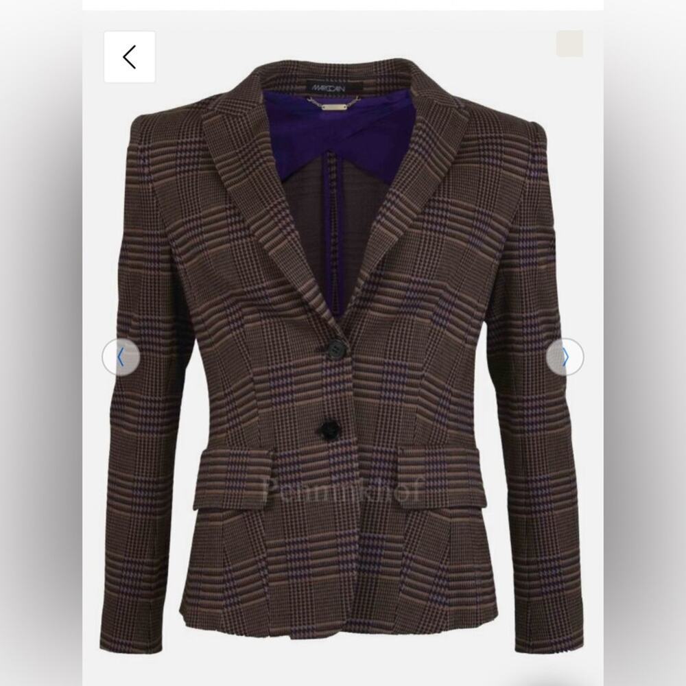 Marc Cain women’s Blazers 740 size N4
Size 4NWT